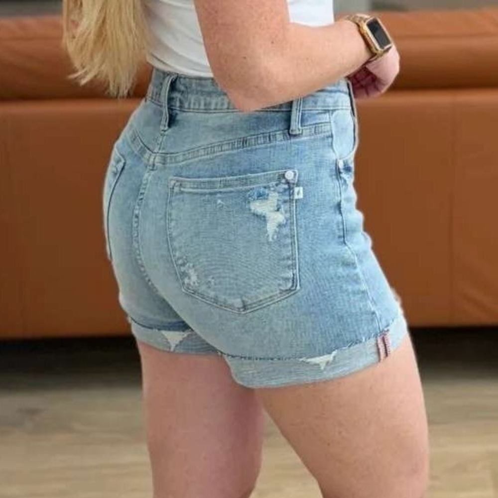 Judy Blue High Waisted Distressed Denim Shorts Womens Small Light Wash JB150184 - Picture 4 of 16
